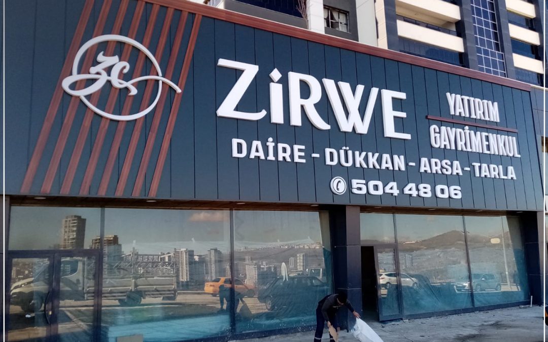 Hedef Kitlenin Dikkatini Çekme Sanatı: Dükkan tabelaları